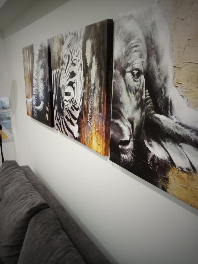 Suite Apartment Athens Center, Metro Metaxourgeio Екстериор снимка