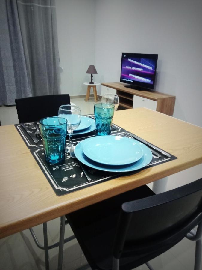 Suite Apartment Athens Center, Metro Metaxourgeio Екстериор снимка